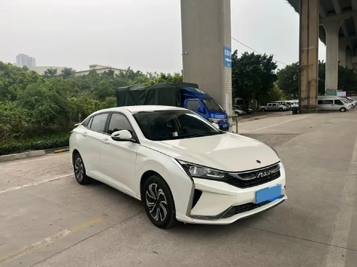 2021 DongFeng Aeolus YiXuan 1.5T 150HP L4 6DCT,autocango,china used car exporter,china ev exporter,chinese used car exporter,chinese used ev exporter