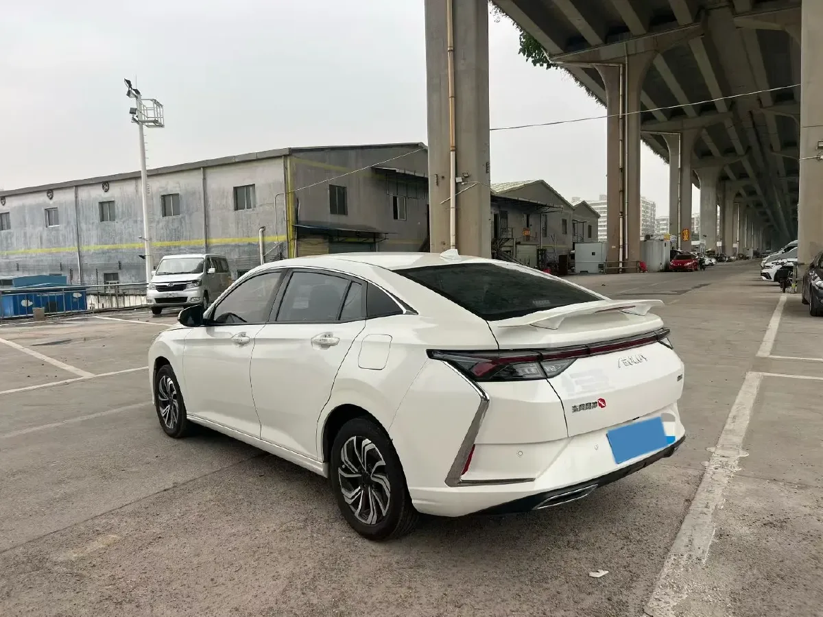 2021 DongFeng Aeolus YiXuan 1.5T 150HP L4 6DCT,autocango,china used car exporter,china ev exporter,chinese used car exporter,chinese used ev exporter