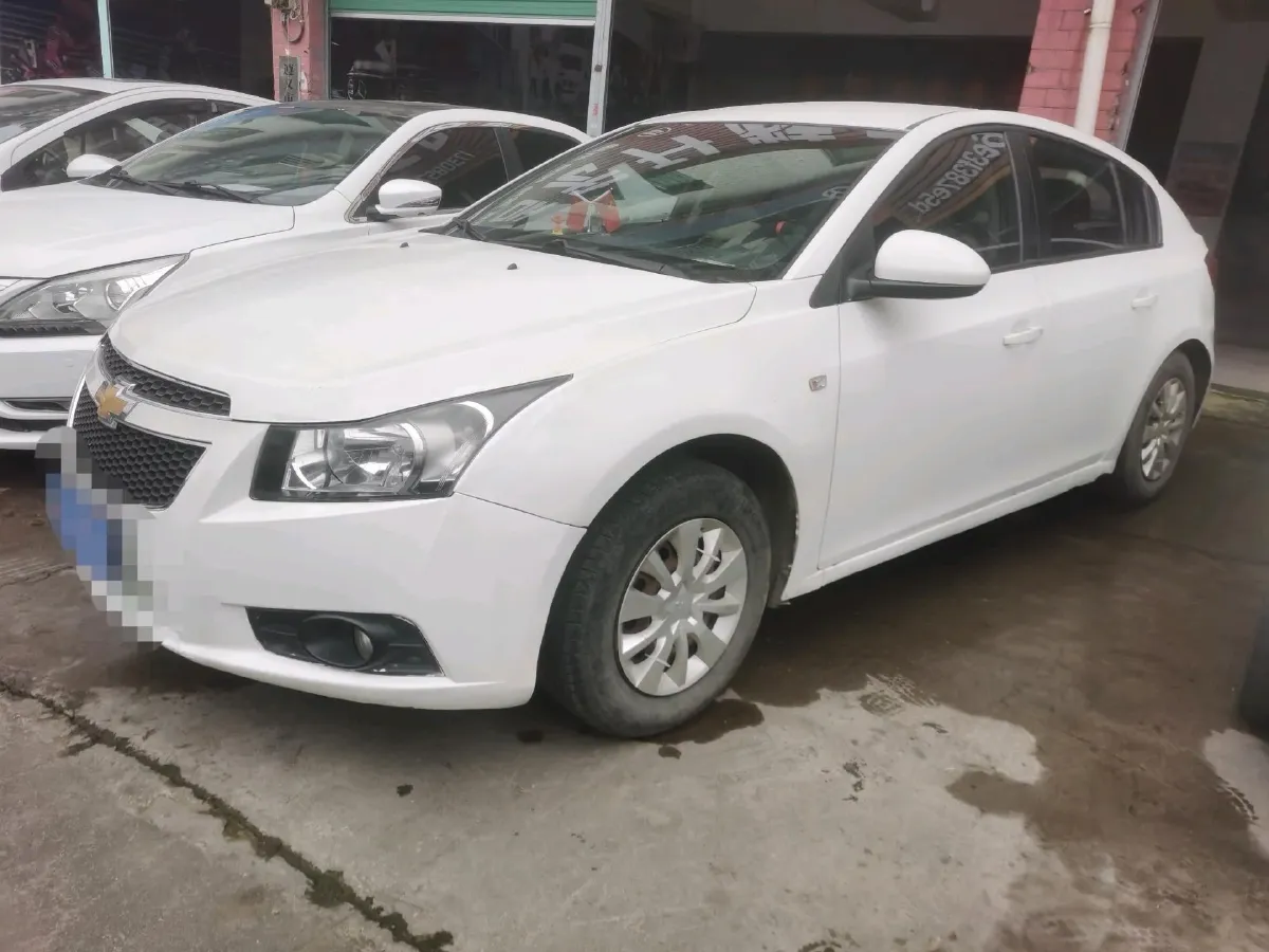 2015 Chevrolet Cruze 1.6L 121HP L4 5MT,autocango,china used car exporter,china ev exporter,chinese used car exporter,chinese used ev exporter