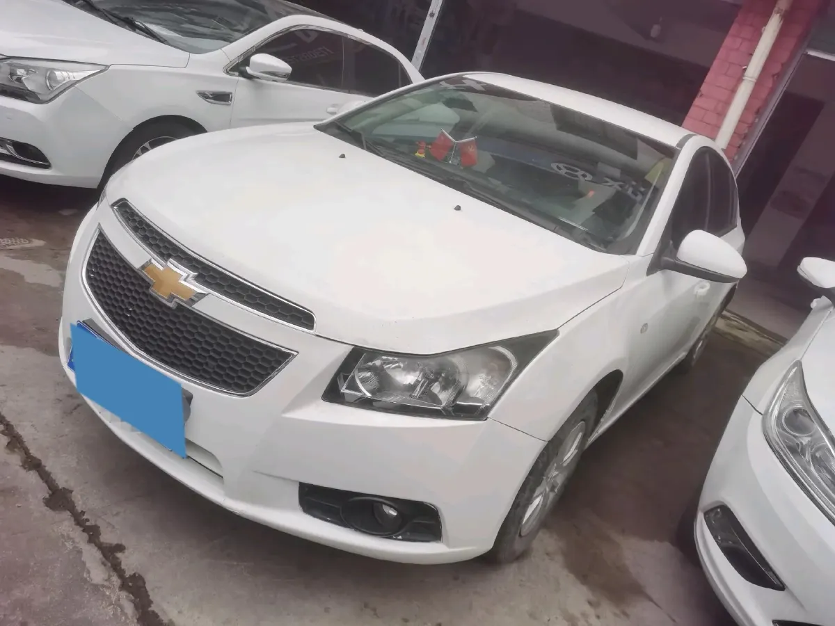 2015 Chevrolet Cruze 1.6L 121HP L4 5MT,autocango,china used car exporter,china ev exporter,chinese used car exporter,chinese used ev exporter