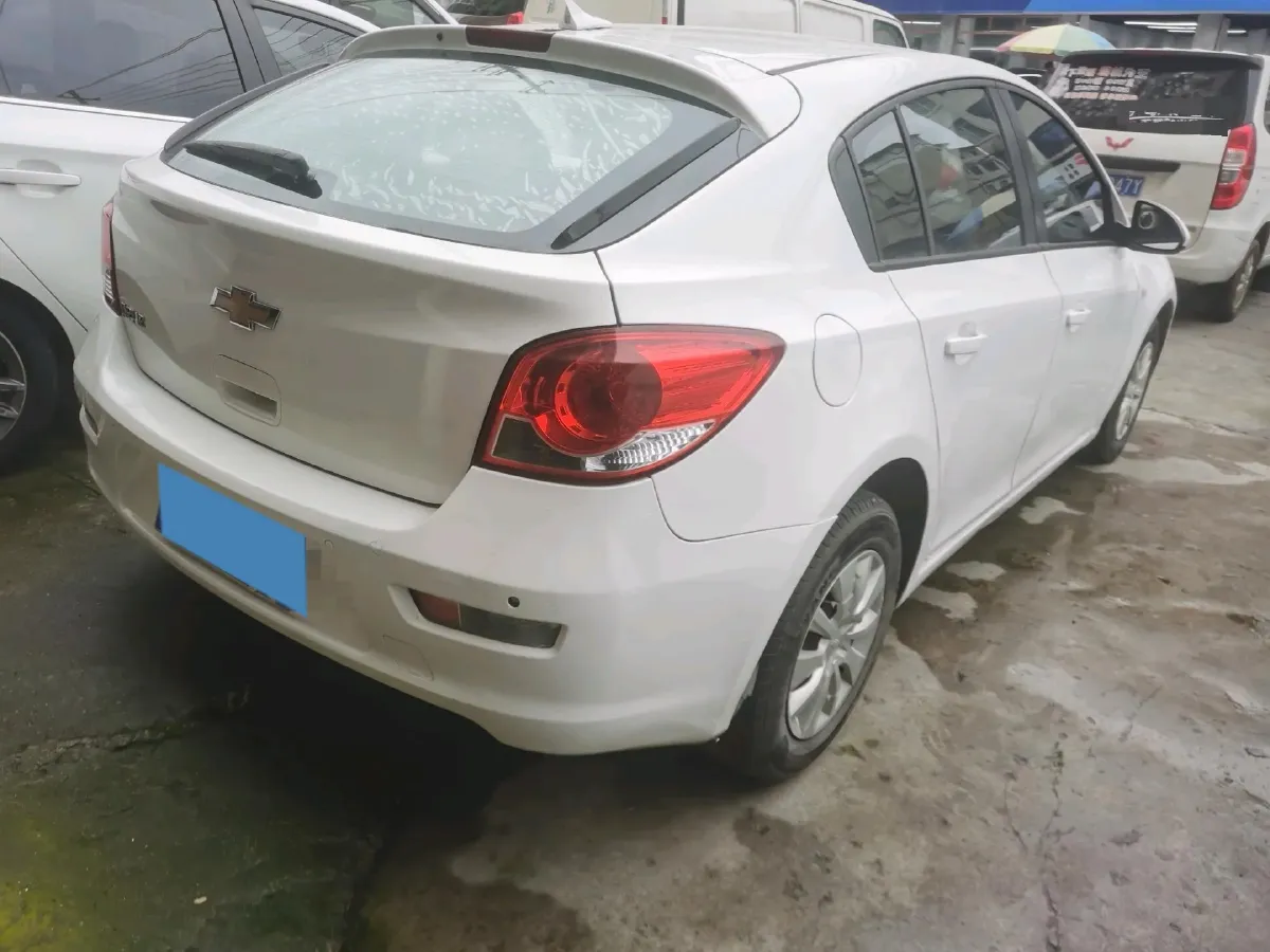 2015 Chevrolet Cruze 1.6L 121HP L4 5MT,autocango,china used car exporter,china ev exporter,chinese used car exporter,chinese used ev exporter
