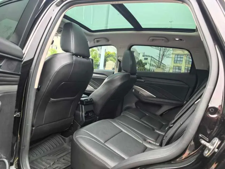 2018 WEY VV6 2.0T 197HP L4 7DCT,autocango,china used car exporter,china ev exporter,chinese used car exporter,chinese used ev exporter