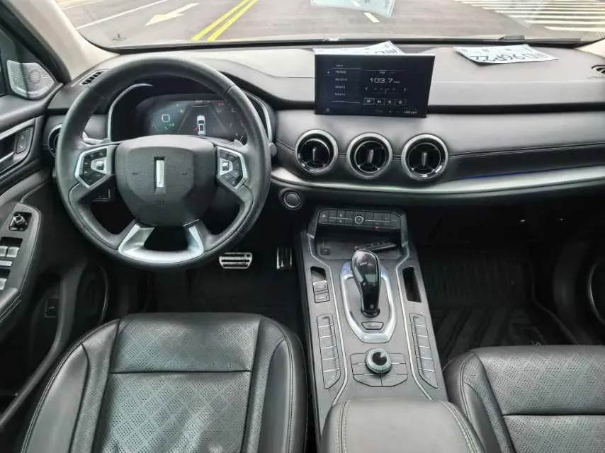 2018 WEY VV6 2.0T 197HP L4 7DCT,autocango,china used car exporter,china ev exporter,chinese used car exporter,chinese used ev exporter