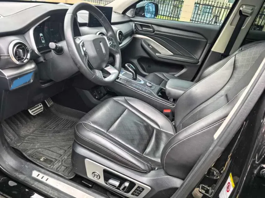 2018 WEY VV6 2.0T 197HP L4 7DCT,autocango,china used car exporter,china ev exporter,chinese used car exporter,chinese used ev exporter