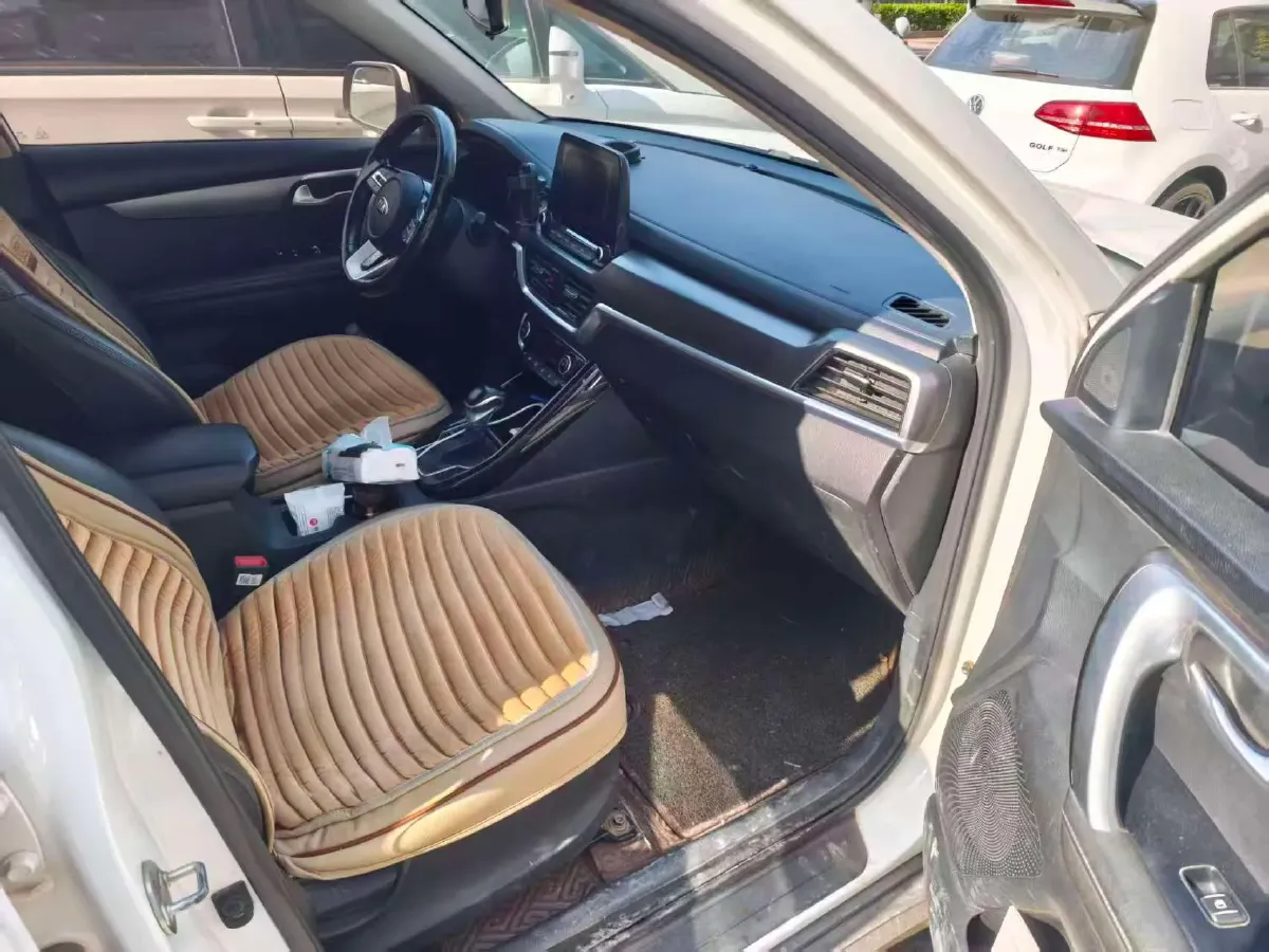 2019 Kia Sportage R 2.0L 160HP L4 6AT,autocango,china used car exporter,china ev exporter,chinese used car exporter,chinese used ev exporter