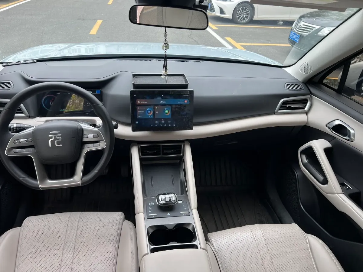 2024 BYD YuanUP BEV 45.12KWH,autocango,china used car exporter,china ev exporter,chinese used car exporter,chinese used ev exporter