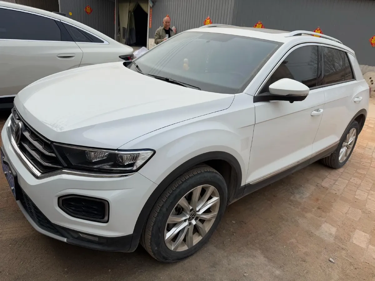 2021 Volkswagen T-Roc 1.4T 150HP L4 7DCT,autocango,china used car exporter,china ev exporter,chinese used car exporter,chinese used ev exporter