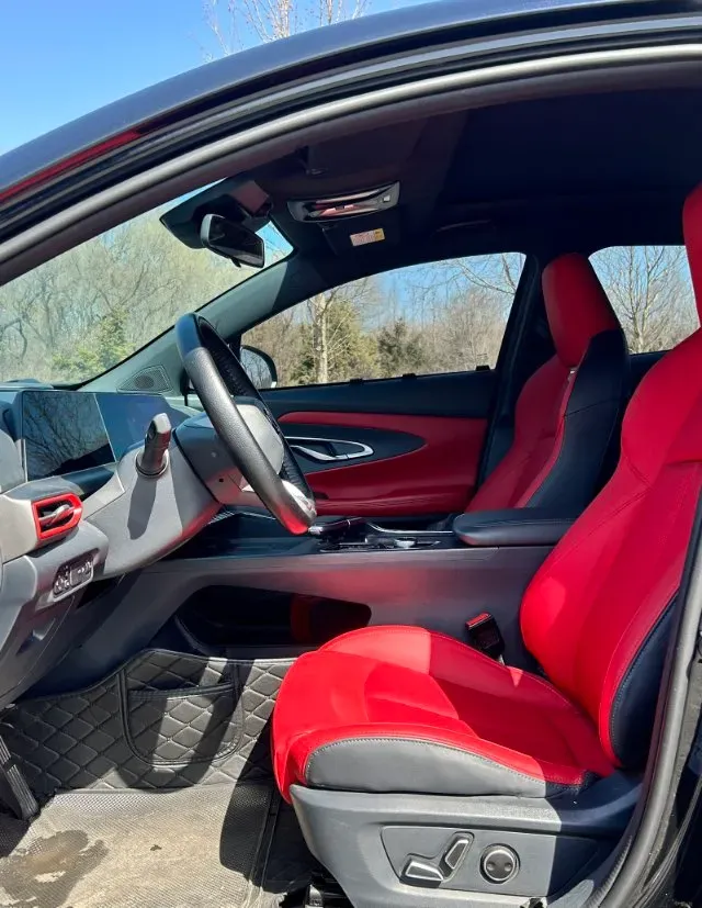 2020 ChangAn UNI-T 1.5T 180HP L4 7DCT,autocango,china used car exporter,china ev exporter,chinese used car exporter,chinese used ev exporter