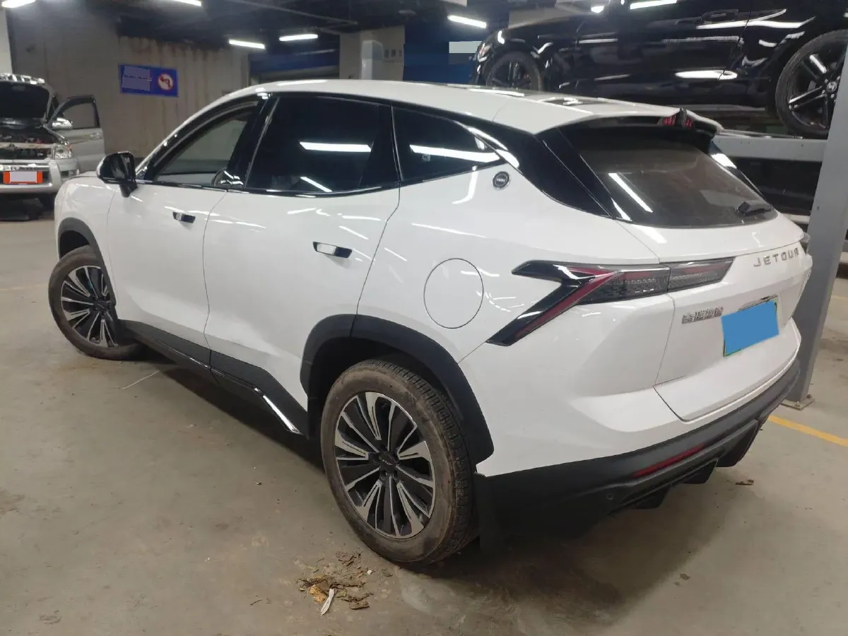 2023 Jetour DASHING i-DM 1.5T 156HP L4 3DHT PHEV 19.27KWH,autocango,china used car exporter,china ev exporter,chinese used car exporter,chinese used ev exporter