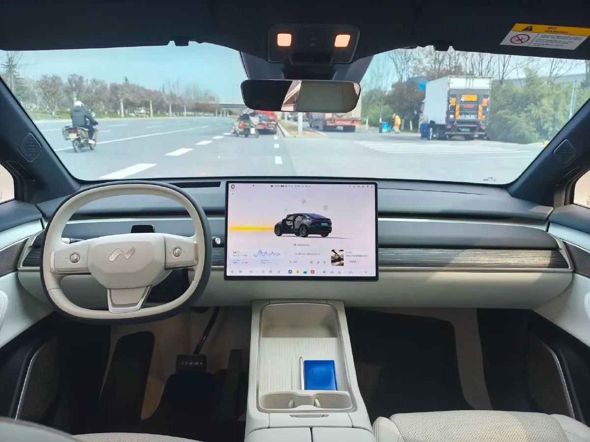 2024 ONVO L60 BEV 60KWH,autocango,china used car exporter,china ev exporter,chinese used car exporter,chinese used ev exporter