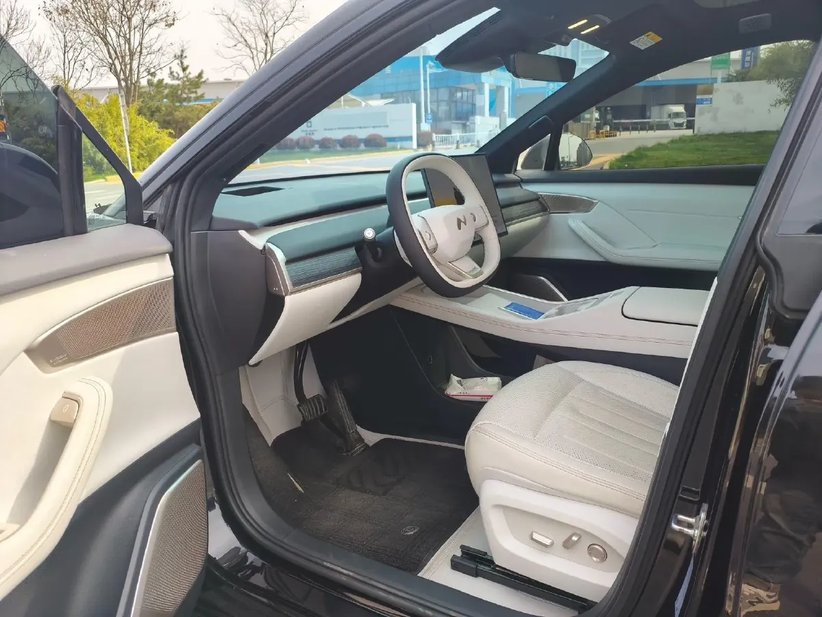 2024 ONVO L60 BEV 60KWH,autocango,china used car exporter,china ev exporter,chinese used car exporter,chinese used ev exporter