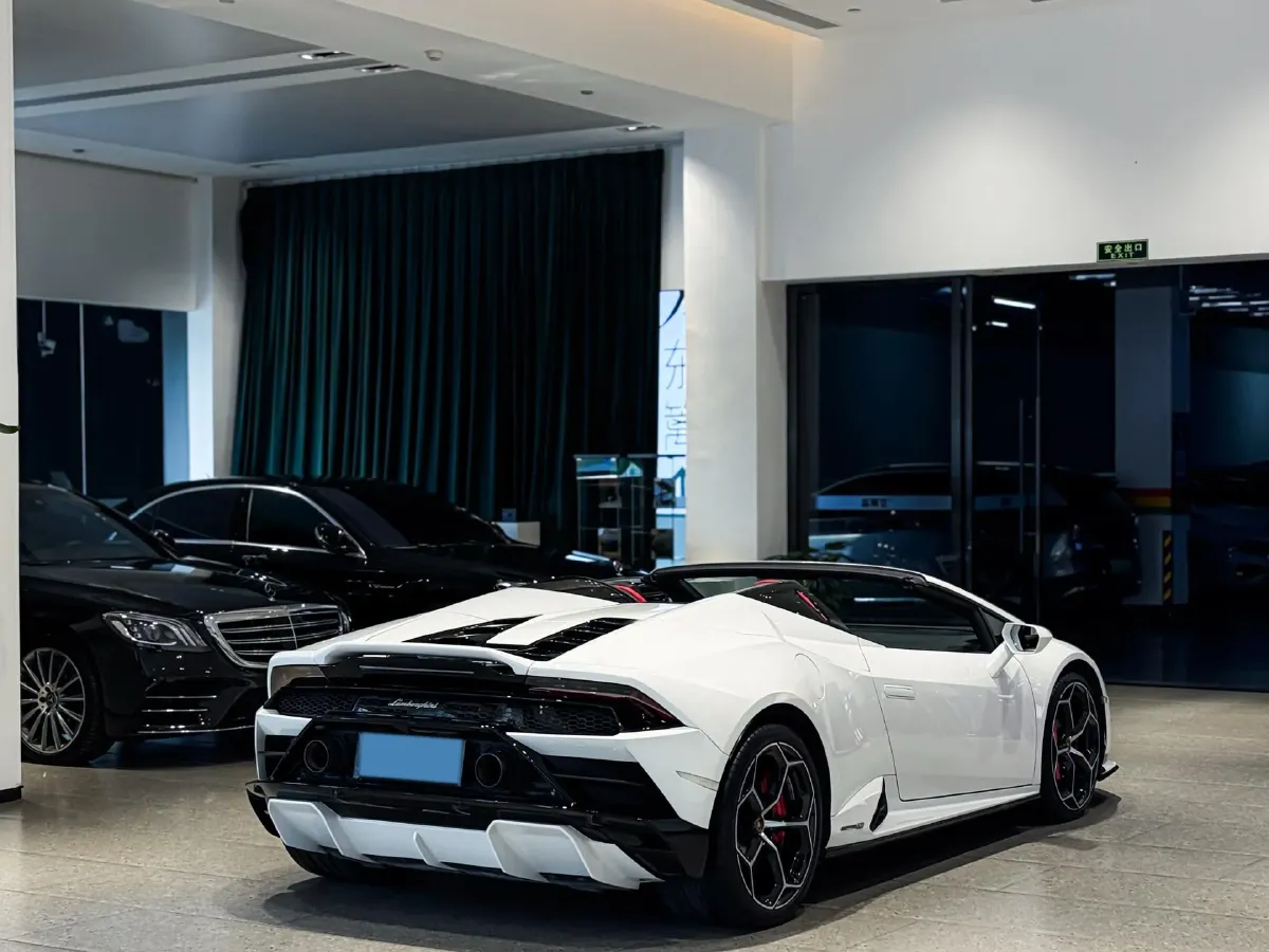 2019 Lamborghini Huracán 5.2L 640HP V10 7DCT,autocango,china used car exporter,china ev exporter,chinese used car exporter,chinese used ev exporter