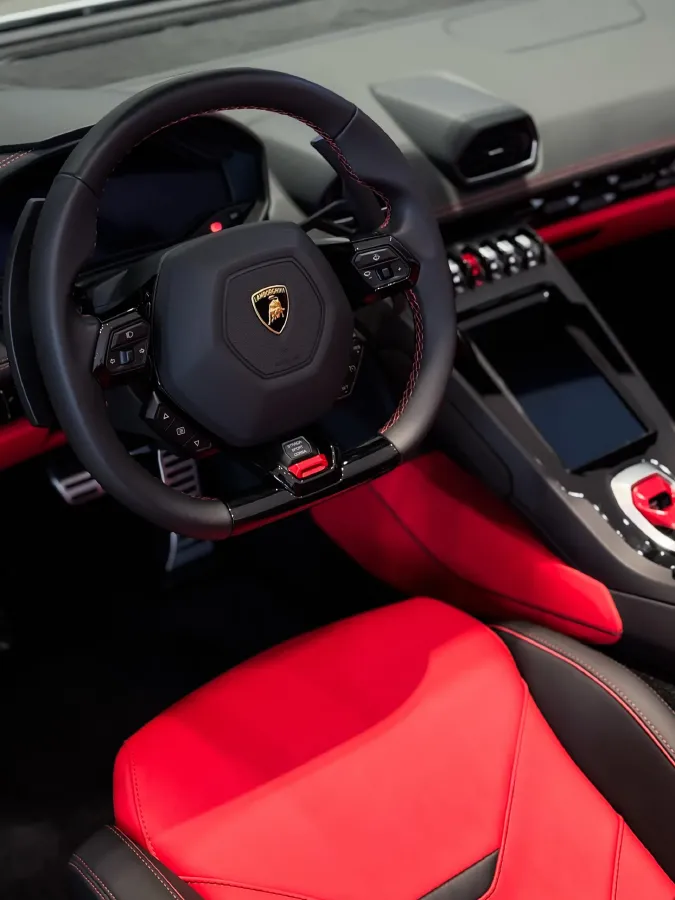 2019 Lamborghini Huracán 5.2L 640HP V10 7DCT,autocango,china used car exporter,china ev exporter,chinese used car exporter,chinese used ev exporter