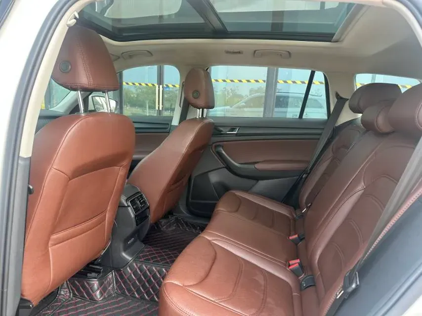 2019 Buick EnvisionPlus 1.5T 169HP L4 7DCT,autocango,china used car exporter,china ev exporter,chinese used car exporter,chinese used ev exporter