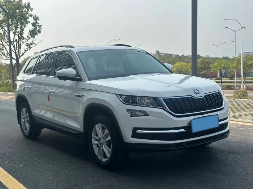 2019 Buick EnvisionPlus 1.5T 169HP L4 7DCT,autocango,china used car exporter,china ev exporter,chinese used car exporter,chinese used ev exporter