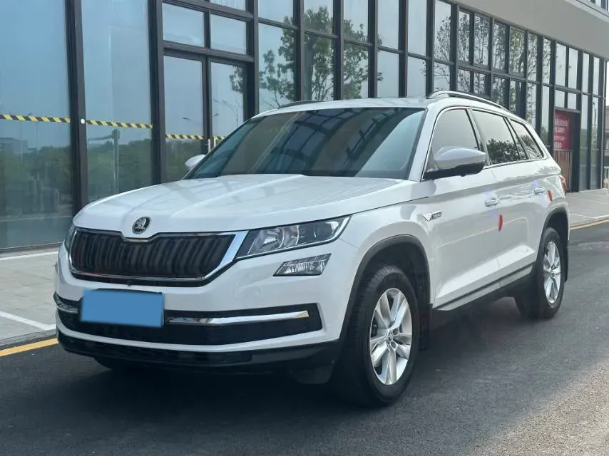 2019 Buick EnvisionPlus 1.5T 169HP L4 7DCT,autocango,china used car exporter,china ev exporter,chinese used car exporter,chinese used ev exporter