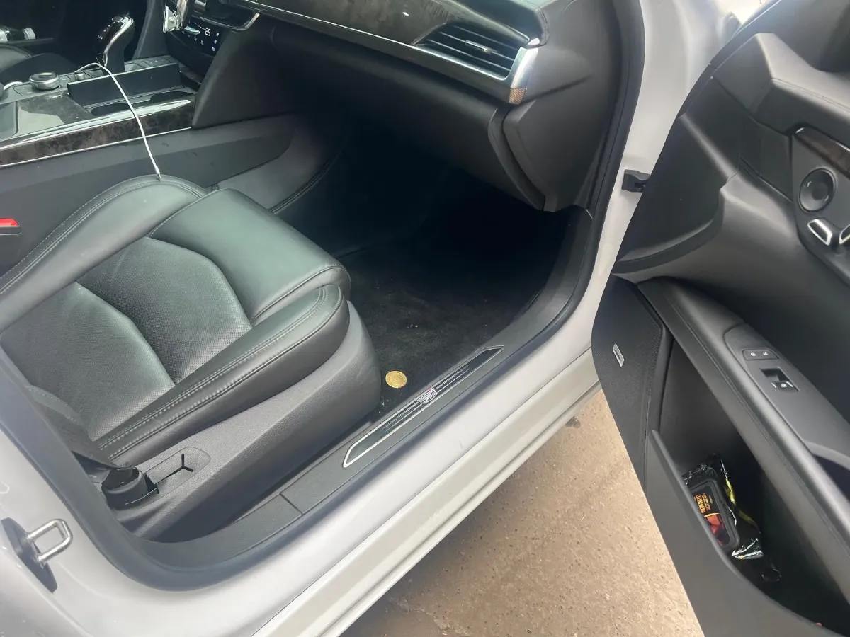 2022 Cadillac CT6 2.0T 237HP L4 10AT,autocango,china used car exporter,china ev exporter,chinese used car exporter,chinese used ev exporter