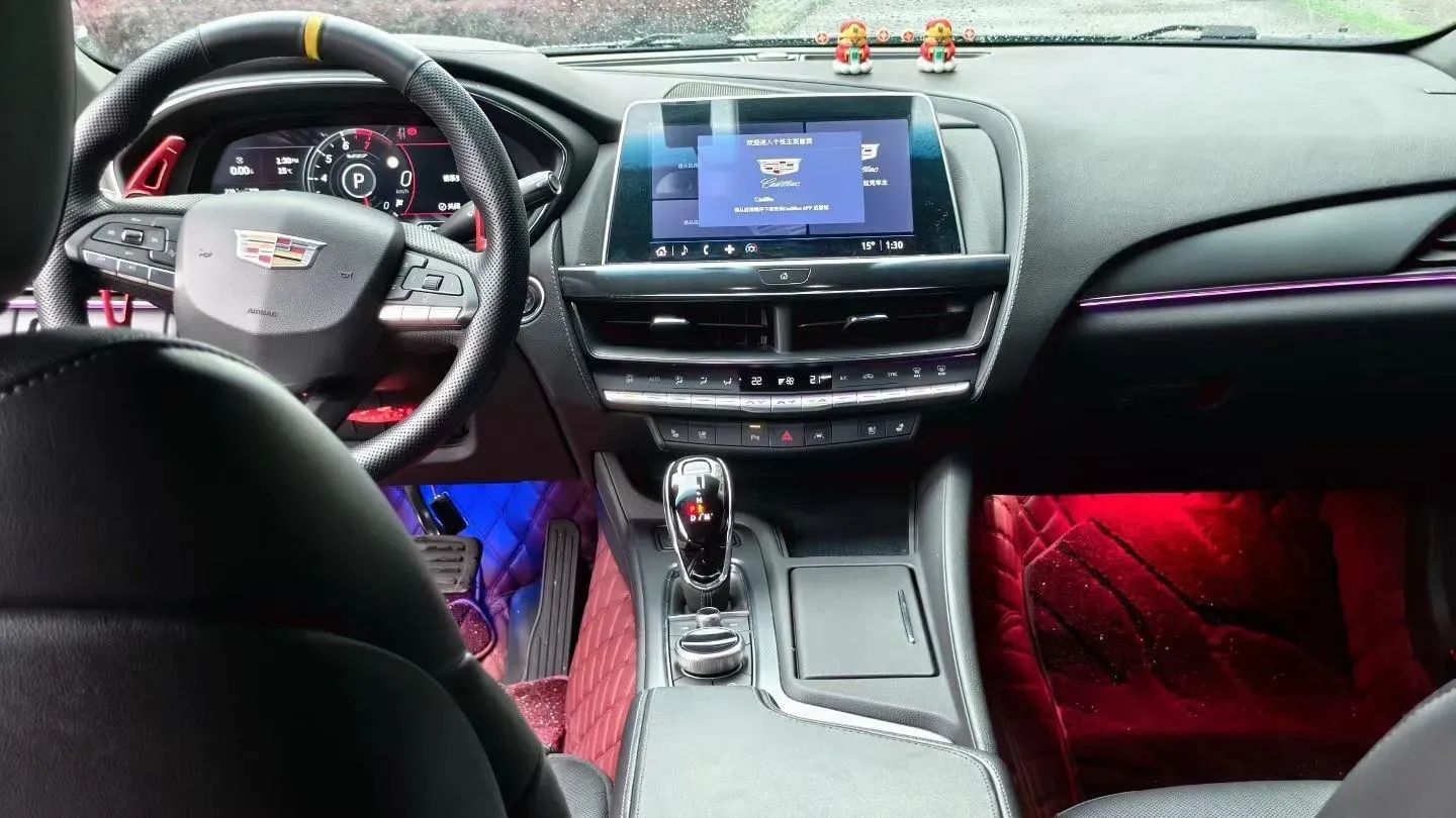 2023 Cadillac CT5 2.0T 237HP L4 10AT,autocango,china used car exporter,china ev exporter,chinese used car exporter,chinese used ev exporter