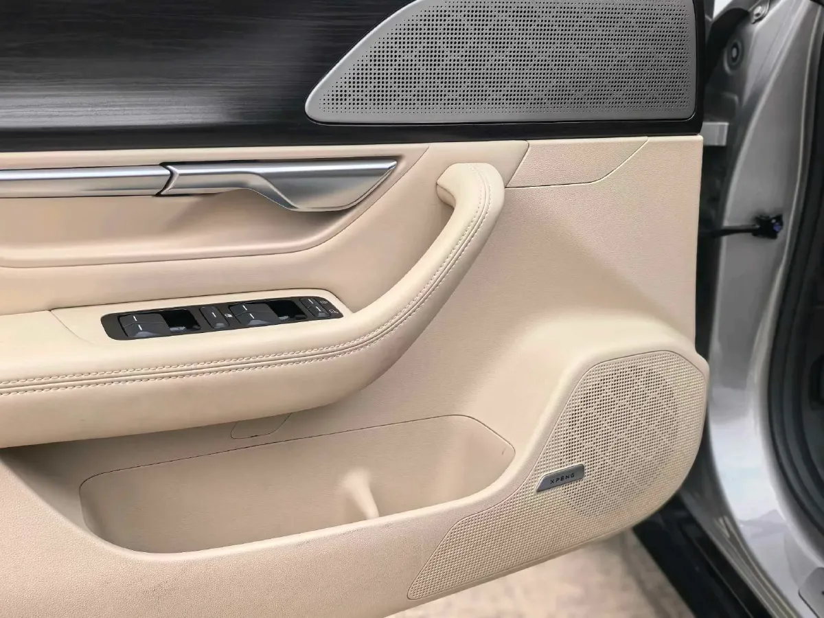 2022 Xpeng P7 BEV 83.1KWH,autocango,china used car exporter,china ev exporter,chinese used car exporter,chinese used ev exporter