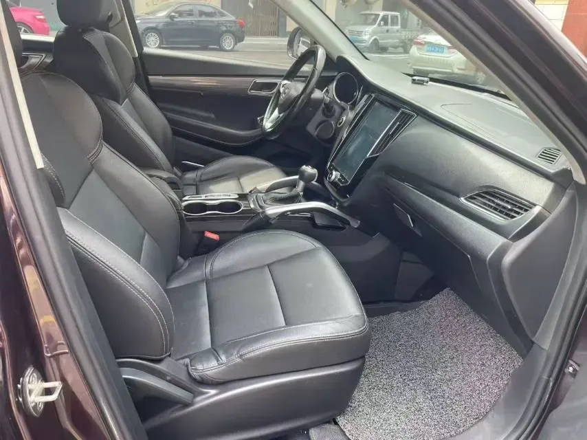 2017 Zotye SR7 1.5T 150HP L4 CVT,autocango,china used car exporter,china ev exporter,chinese used car exporter,chinese used ev exporter