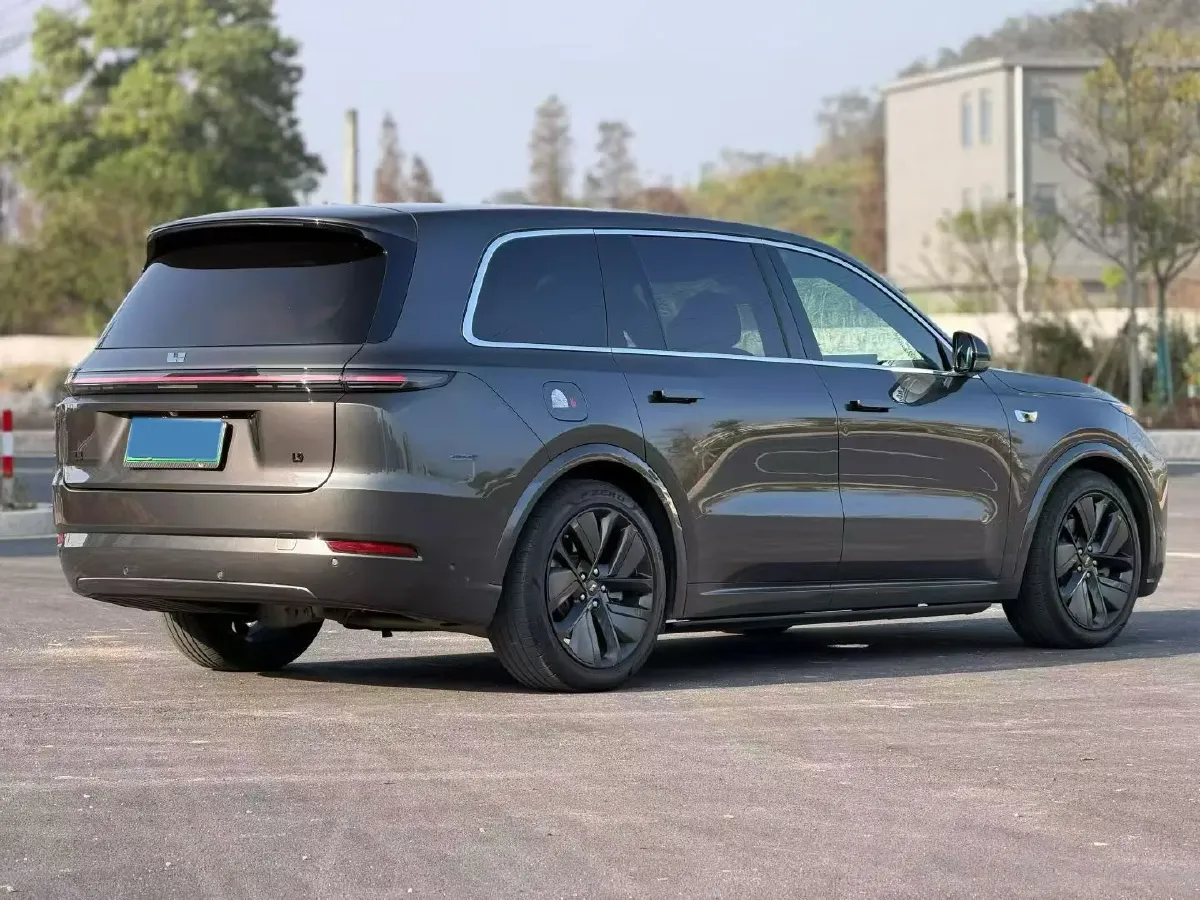 2022 Li L9 Range Extended 154HP REEV 42.6KWH,autocango,china used car exporter,china ev exporter,chinese used car exporter,chinese used ev exporter