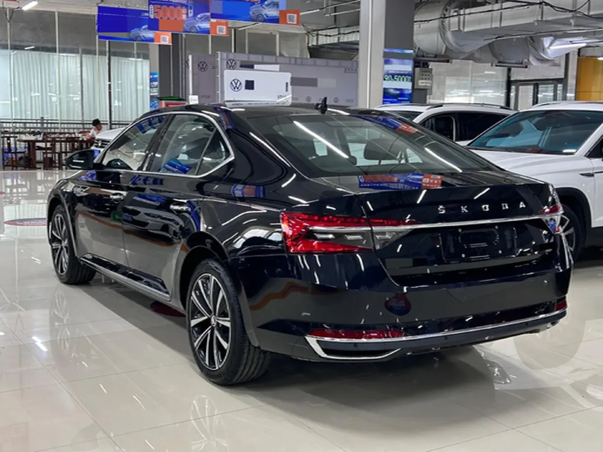 2024 Skoda Superb 1.4T 150HP L4 7DCT,autocango,china used car exporter,china ev exporter,chinese used car exporter,chinese used ev exporter