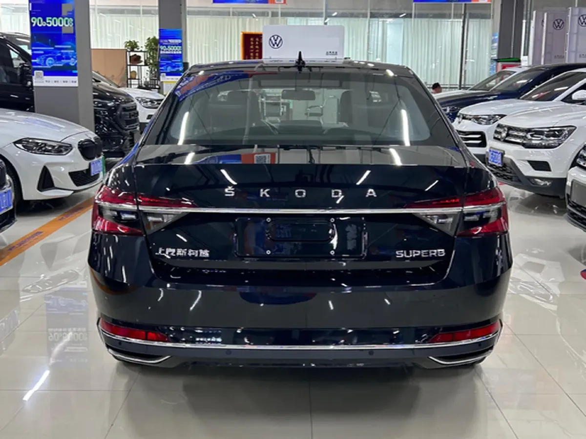 2024 Skoda Superb 1.4T 150HP L4 7DCT,autocango,china used car exporter,china ev exporter,chinese used car exporter,chinese used ev exporter