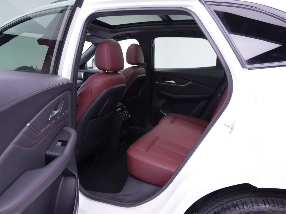 2021 DongFeng Forthing T5 EVO 1.5T 197HP L4 7DCT,autocango,china used car exporter,china ev exporter,chinese used car exporter,chinese used ev exporter