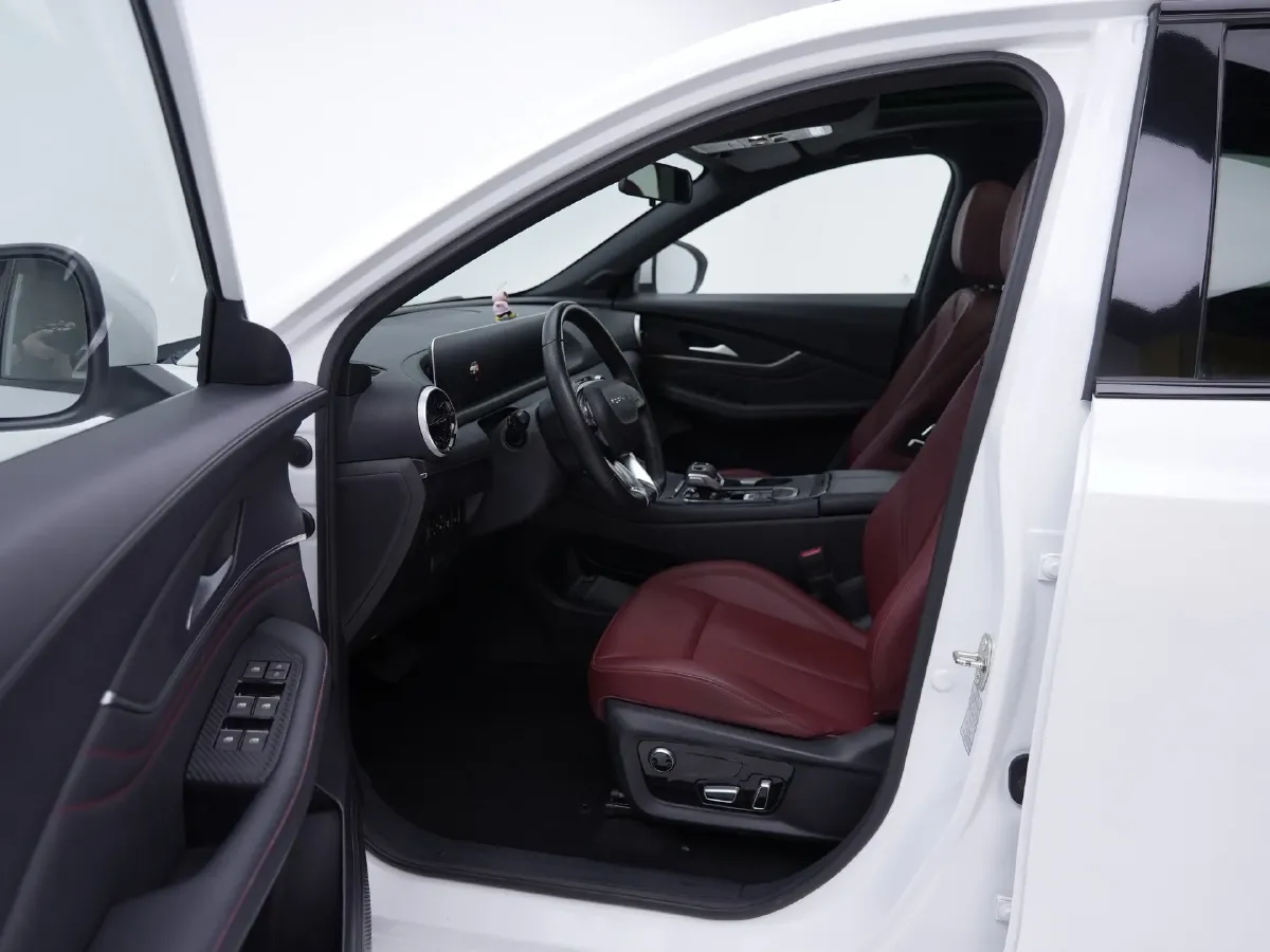 2021 DongFeng Forthing T5 EVO 1.5T 197HP L4 7DCT,autocango,china used car exporter,china ev exporter,chinese used car exporter,chinese used ev exporter