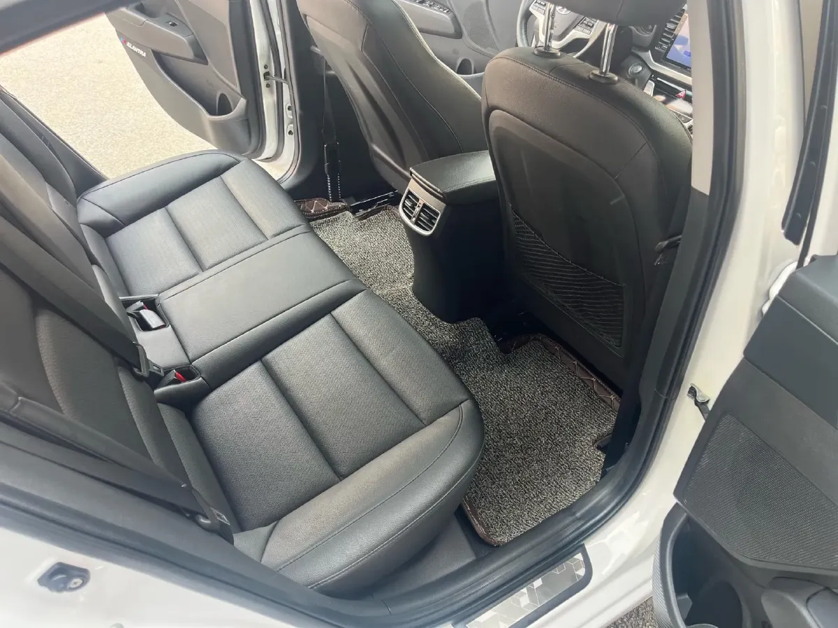 2016 Hyundai Elantra 1.6L 130HP L4 6AT,autocango,china used car exporter,china ev exporter,chinese used car exporter,chinese used ev exporter