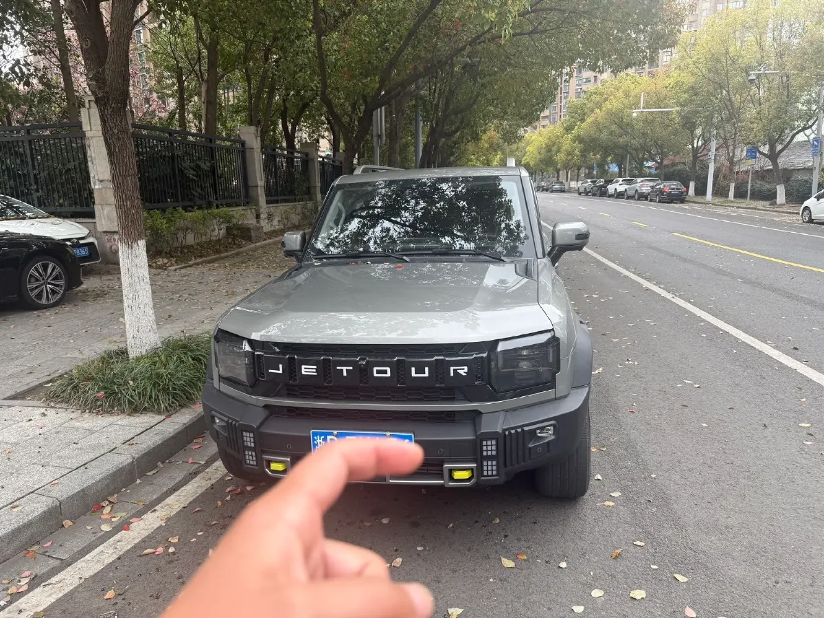 2023 Jetour Traveller 2.0T 254HP L4 7DCT,autocango,china used car exporter,china ev exporter,chinese used car exporter,chinese used ev exporter