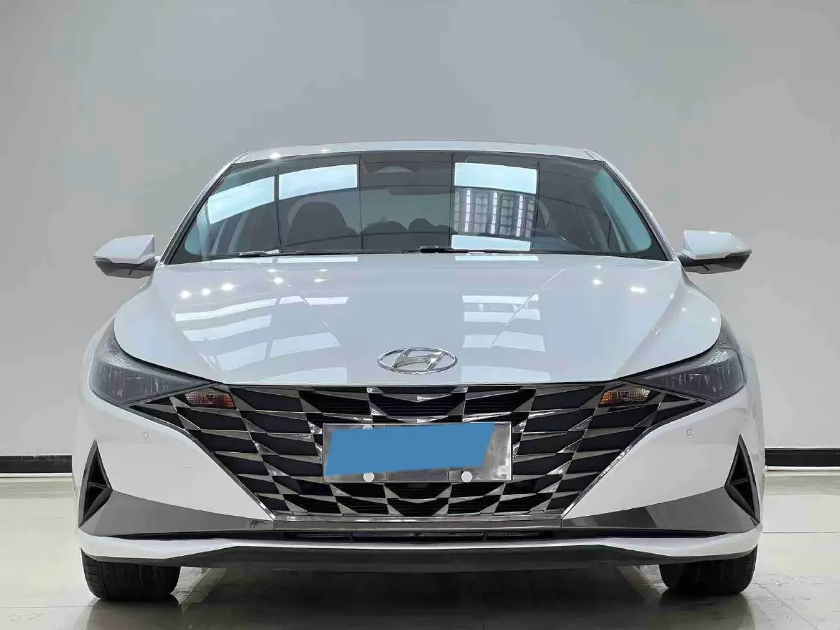 2022 Hyundai Elantra 1.5L 115HP L4 CVT,autocango,china used car exporter,china ev exporter,chinese used car exporter,chinese used ev exporter