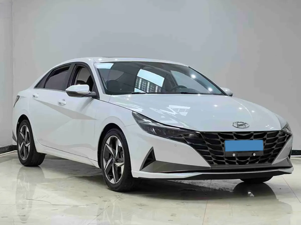 2022 Hyundai Elantra 1.5L 115HP L4 CVT,autocango,china used car exporter,china ev exporter,chinese used car exporter,chinese used ev exporter