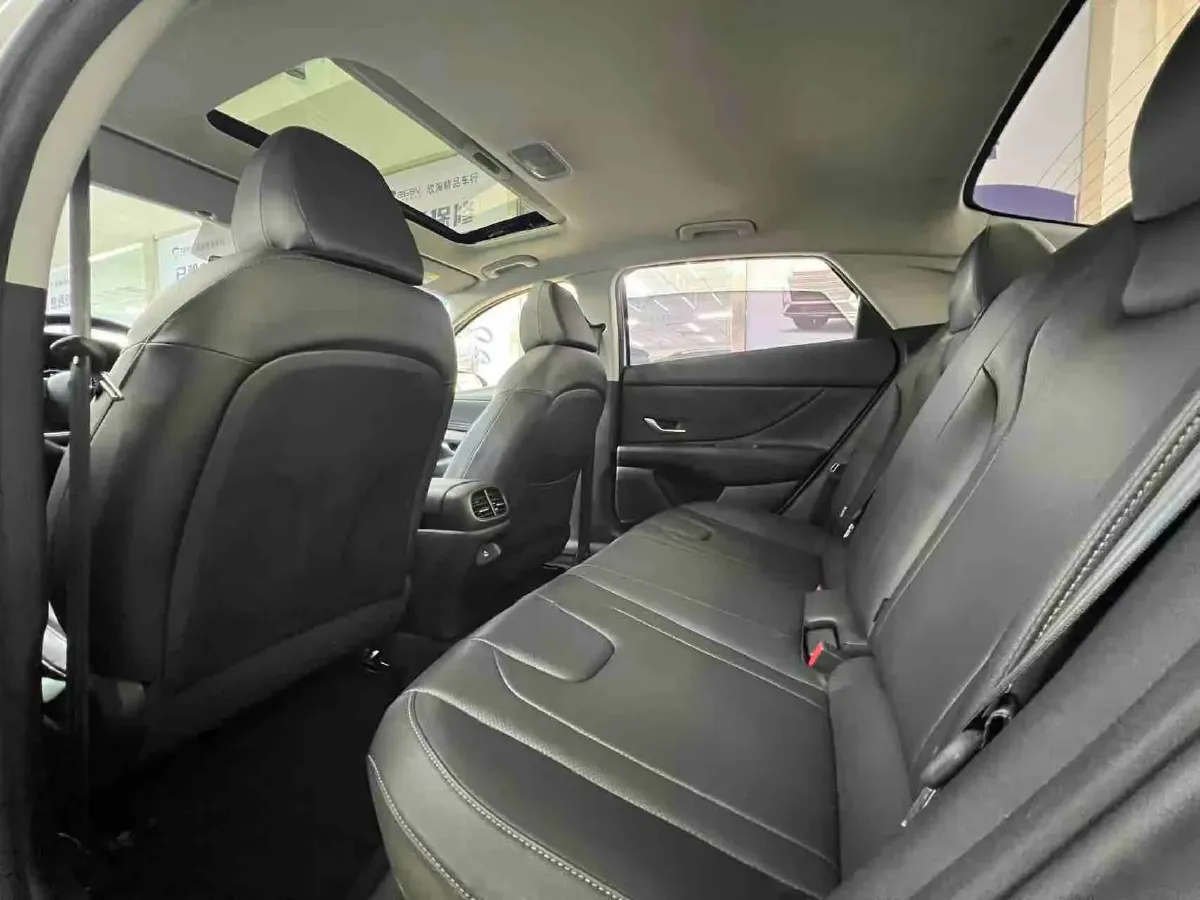 2022 Hyundai Elantra 1.5L 115HP L4 CVT,autocango,china used car exporter,china ev exporter,chinese used car exporter,chinese used ev exporter