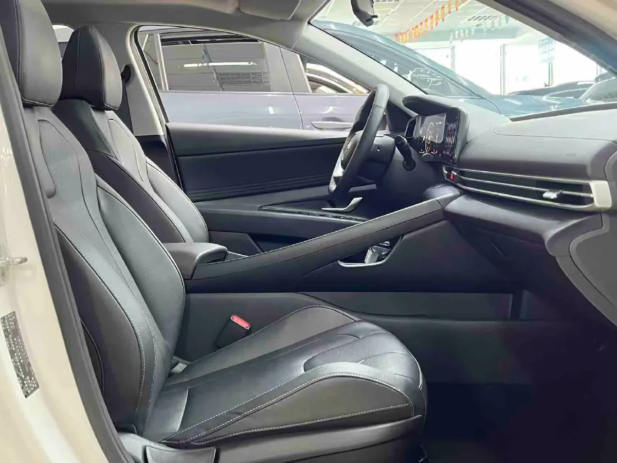 2022 Hyundai Elantra 1.5L 115HP L4 CVT,autocango,china used car exporter,china ev exporter,chinese used car exporter,chinese used ev exporter