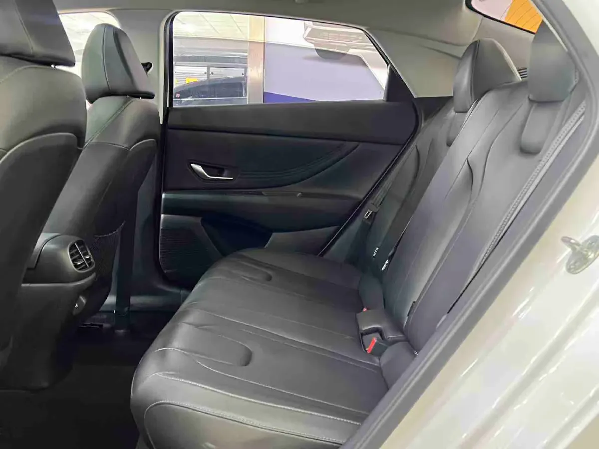 2022 Hyundai Elantra 1.5L 115HP L4 CVT,autocango,china used car exporter,china ev exporter,chinese used car exporter,chinese used ev exporter