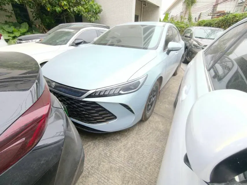 2025 BYD Qin Plus 1.5L 101HP L4 E-CVT PHEV 7.68KWH,autocango,china used car exporter,china ev exporter,chinese used car exporter,chinese used ev exporter