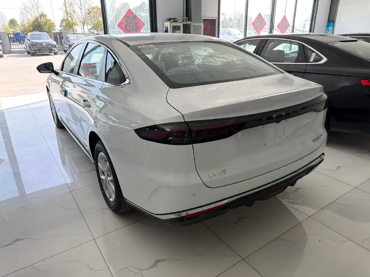 2025 Geely Galaxy L6 1.5L 112HP L4 1DHT PHEV 8.5KWH,autocango,china used car exporter,china ev exporter,chinese used car exporter,chinese used ev exporter