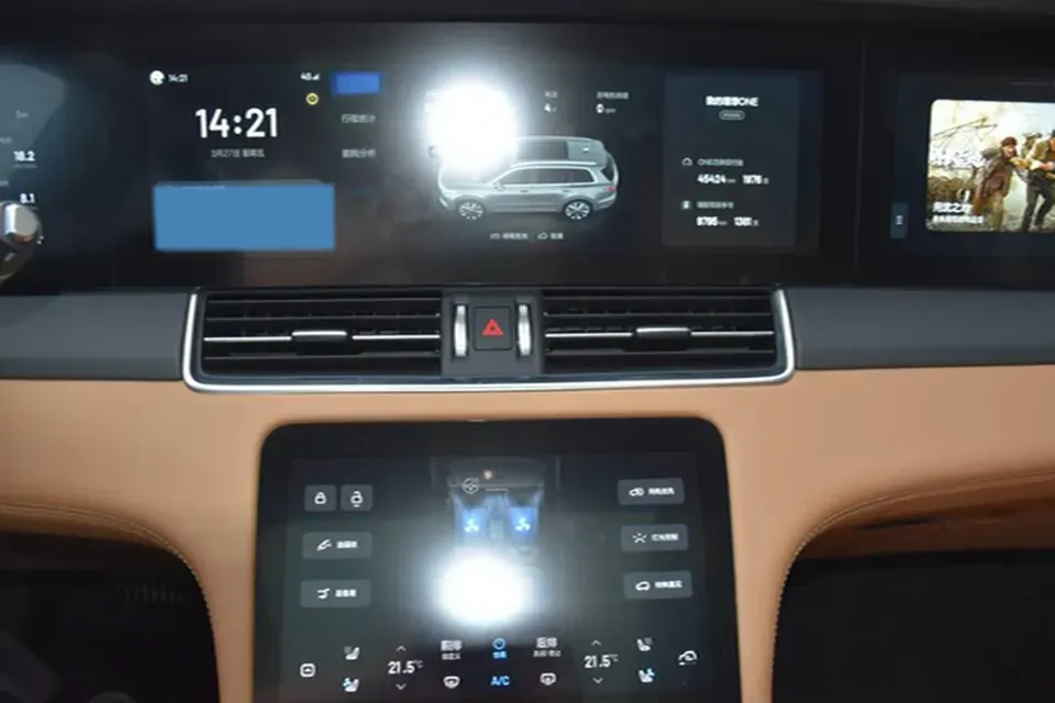 2020 Li ONE Range Extended 131HP REEV 40.5KWH,autocango,china used car exporter,china ev exporter,chinese used car exporter,chinese used ev exporter