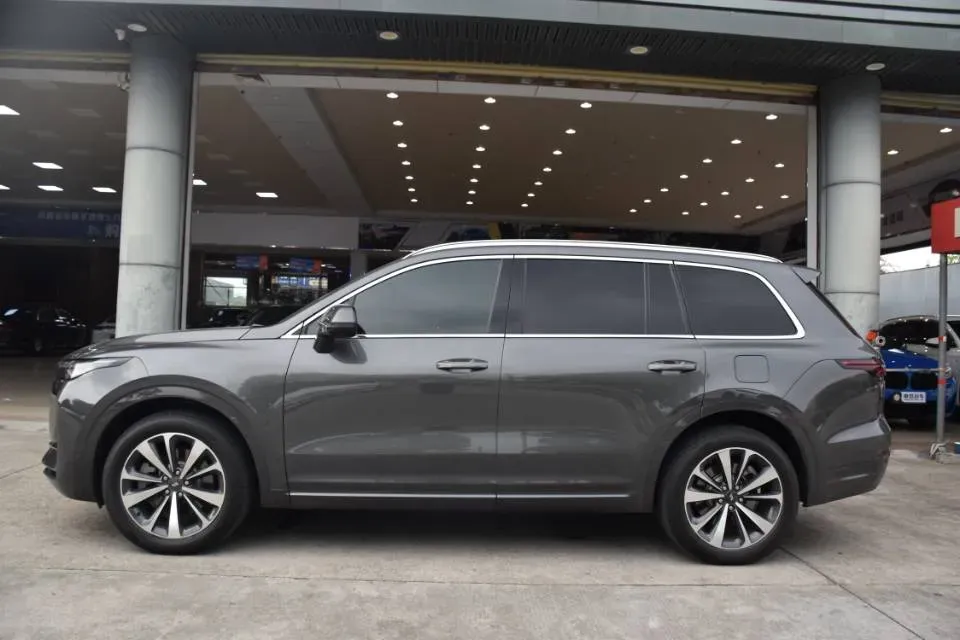 2020 Li ONE Range Extended 131HP REEV 40.5KWH,autocango,china used car exporter,china ev exporter,chinese used car exporter,chinese used ev exporter