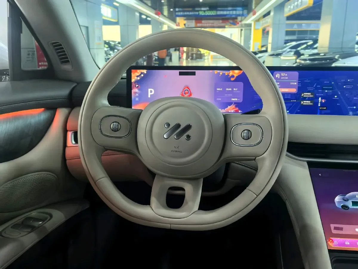 2023 IM LS6 BEV 71KWH,autocango,china used car exporter,china ev exporter,chinese used car exporter,chinese used ev exporter