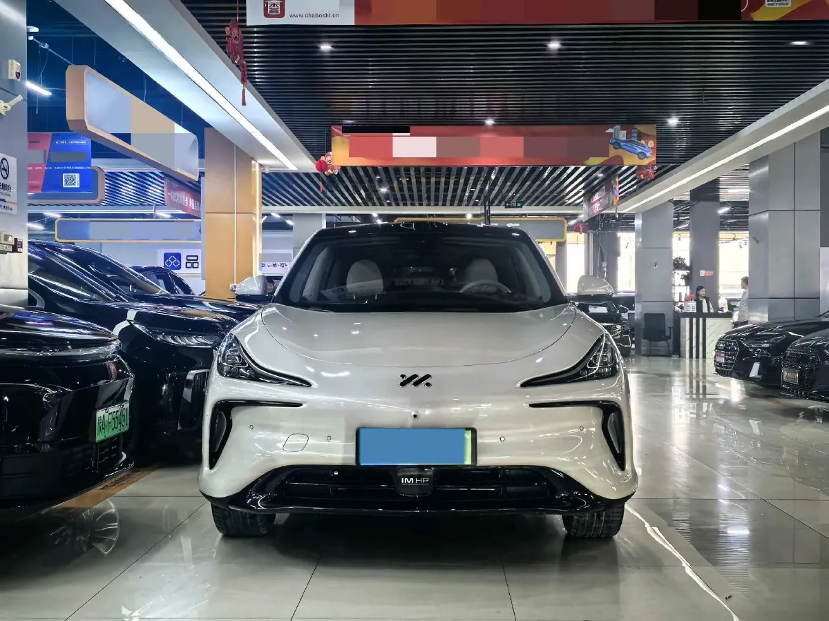 2023 IM LS6 BEV 71KWH,autocango,china used car exporter,china ev exporter,chinese used car exporter,chinese used ev exporter