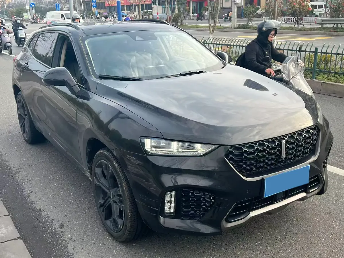 2017 WEY VV7 2.0T 234HP L4 7DCT,autocango,china used car exporter,china ev exporter,chinese used car exporter,chinese used ev exporter