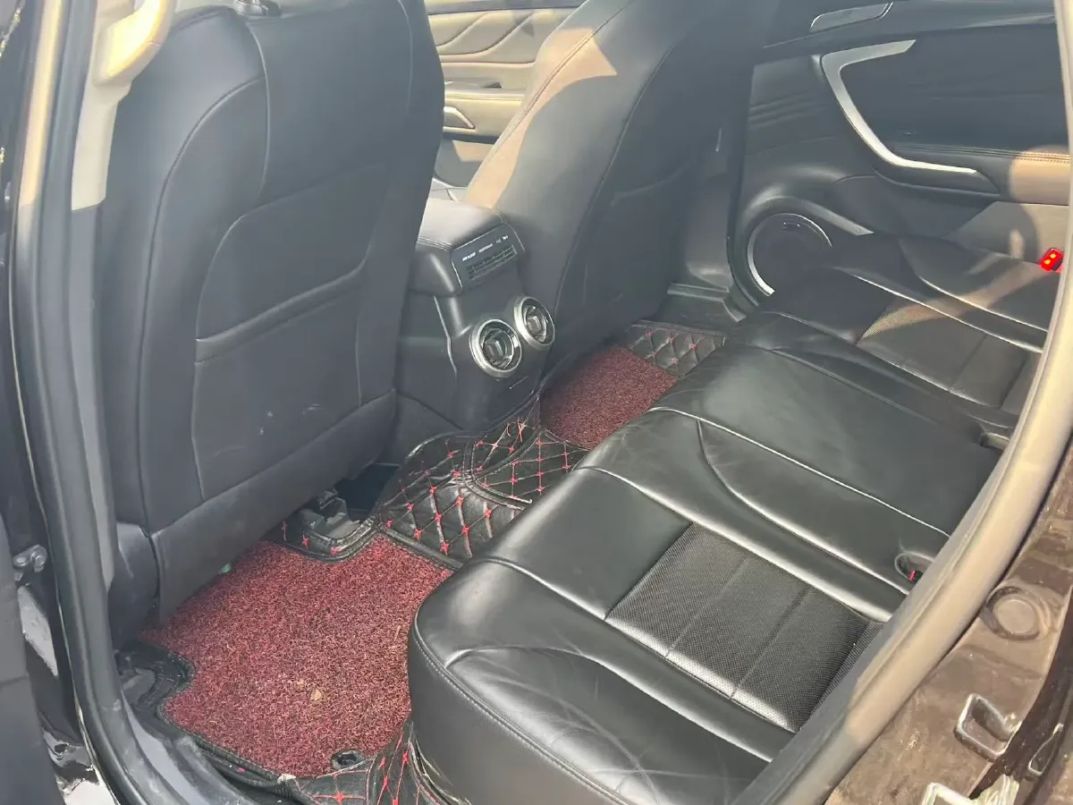 2017 WEY VV7 2.0T 234HP L4 7DCT,autocango,china used car exporter,china ev exporter,chinese used car exporter,chinese used ev exporter