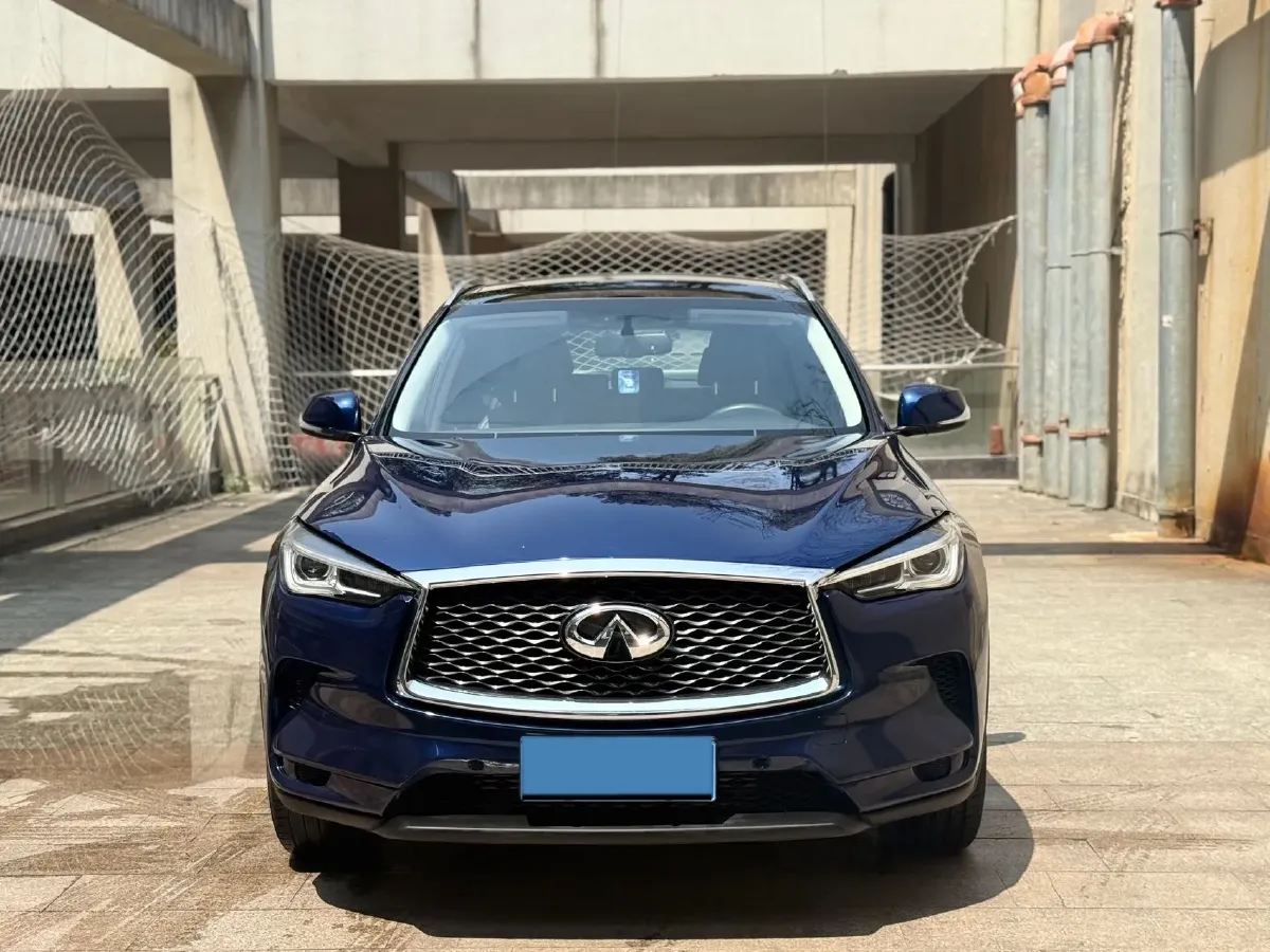 2020 Infiniti QX50 2.0T 245HP L4 CVT,autocango,china used car exporter,china ev exporter,chinese used car exporter,chinese used ev exporter