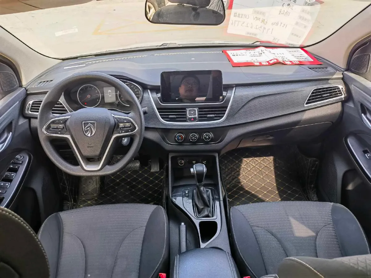 2019 BaoJun 730 1.5T 151HP L4 CVT,autocango,china used car exporter,china ev exporter,chinese used car exporter,chinese used ev exporter