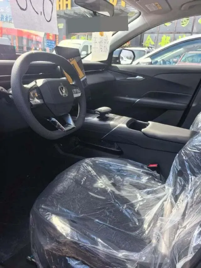 2025 ChangAn Eado 1.5T 192HP L4 7DCT,autocango,china used car exporter,china ev exporter,chinese used car exporter,chinese used ev exporter