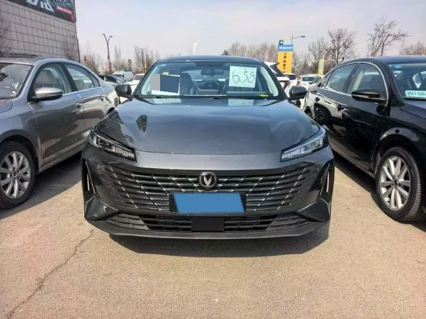 2025 ChangAn Eado 1.5T 192HP L4 7DCT,autocango,china used car exporter,china ev exporter,chinese used car exporter,chinese used ev exporter