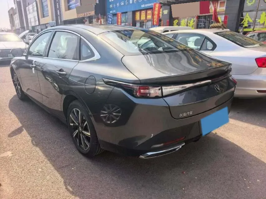 2025 ChangAn Eado 1.5T 192HP L4 7DCT,autocango,china used car exporter,china ev exporter,chinese used car exporter,chinese used ev exporter