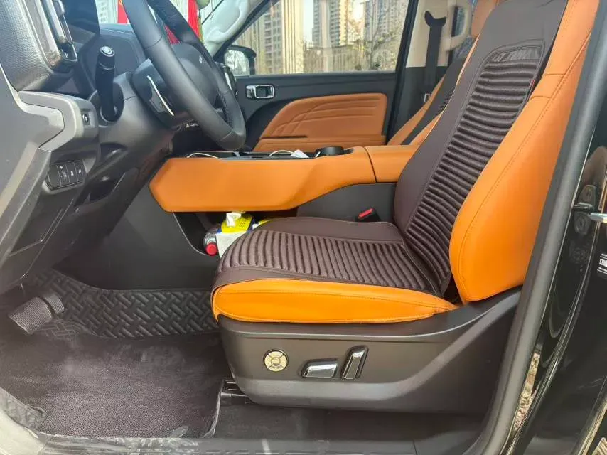 2025 Haval Raptor 2.0T 238HP L4 9DCT,autocango,china used car exporter,china ev exporter,chinese used car exporter,chinese used ev exporter